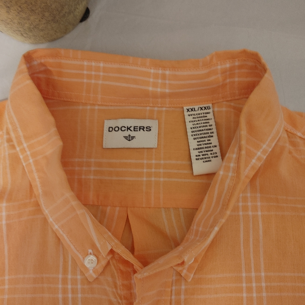 Docker Button Shirt - Picture 2 of 2